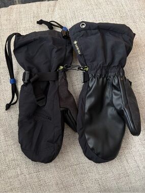 Burton Black Men's GORE-TEX Ski Mittens
